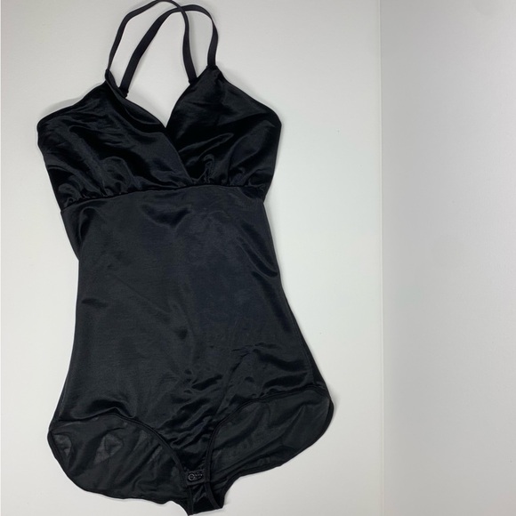 SKIMS Barely there bodysuit brief shapewear with snaps Black Size XS - Picture 4 of 13